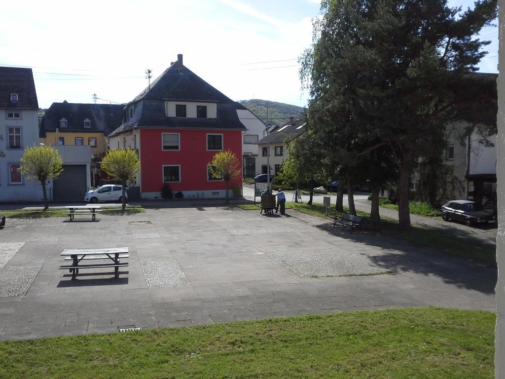 Weinhaus Kurtrierer Hof Hotel Leiwen Luaran gambar