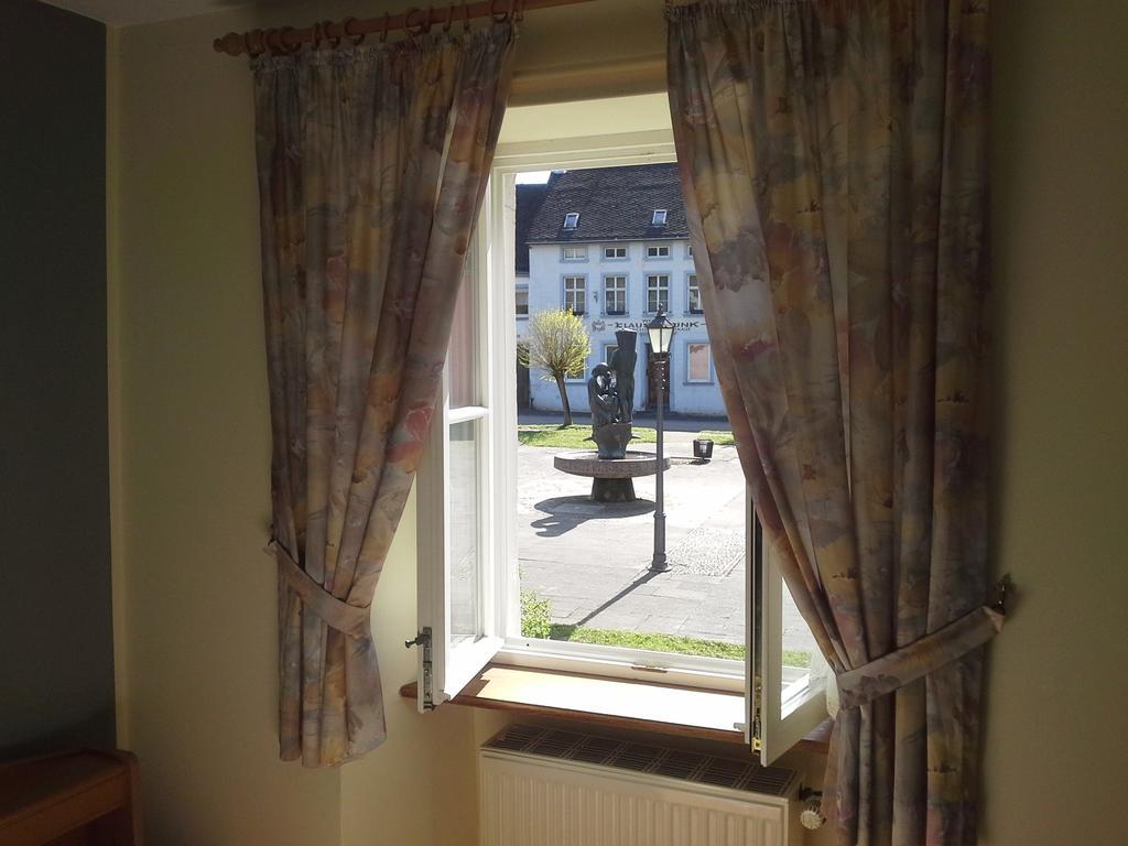 Weinhaus Kurtrierer Hof Hotel Leiwen Luaran gambar