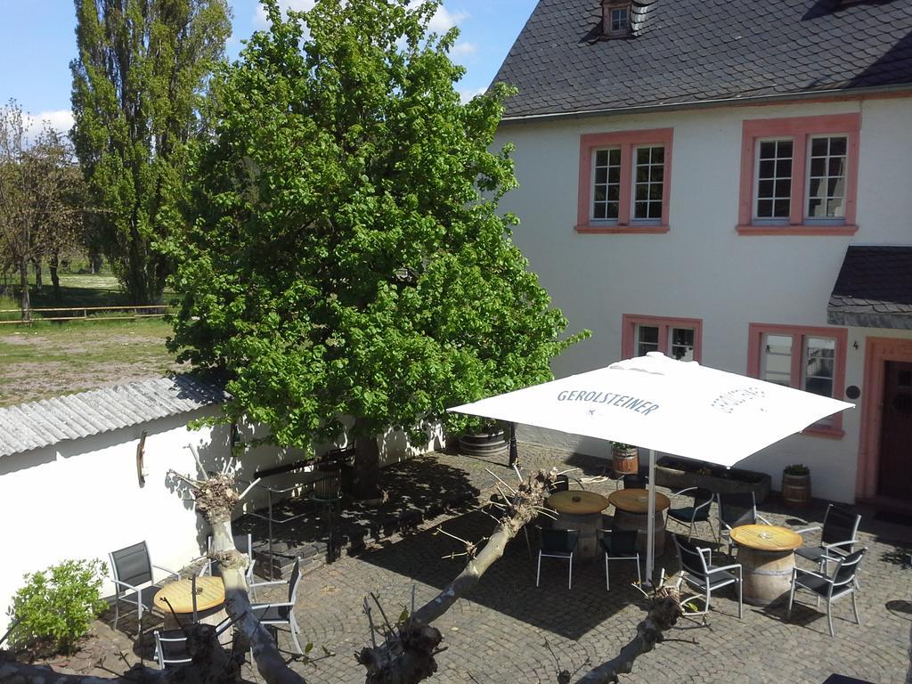 Weinhaus Kurtrierer Hof Hotel Leiwen Luaran gambar